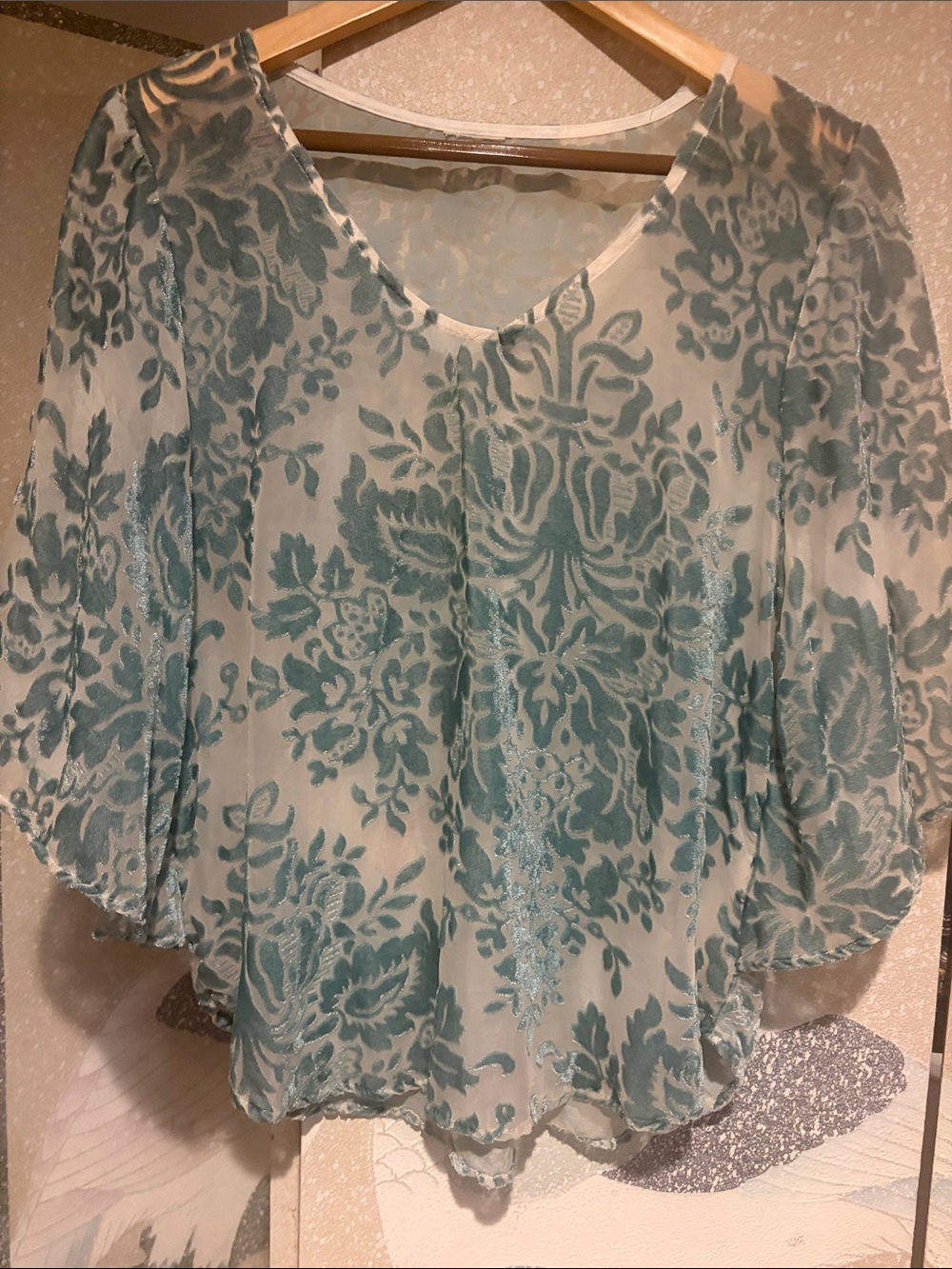 Women's Floral Burnout V-Neck Top in Teal